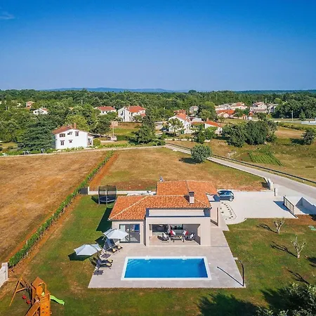 Сasa de vacaciones Vitis Vitae Peresiji